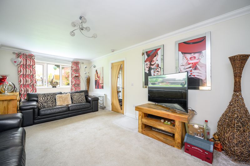Sitting Room- click for photo gallery